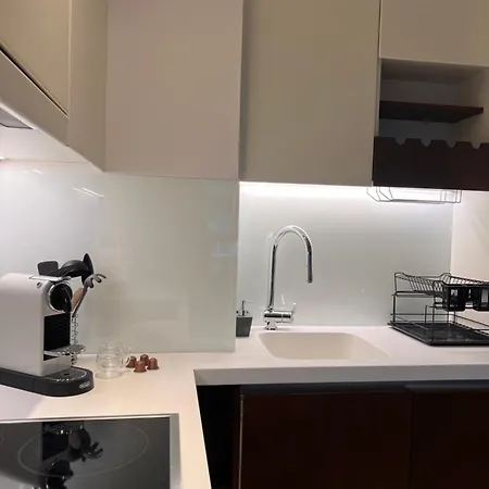 Garden Pekovic Daire Belgrad